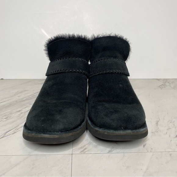 UGG McKay Black Winter Boot 7 1/2 - Picture 2 of 13